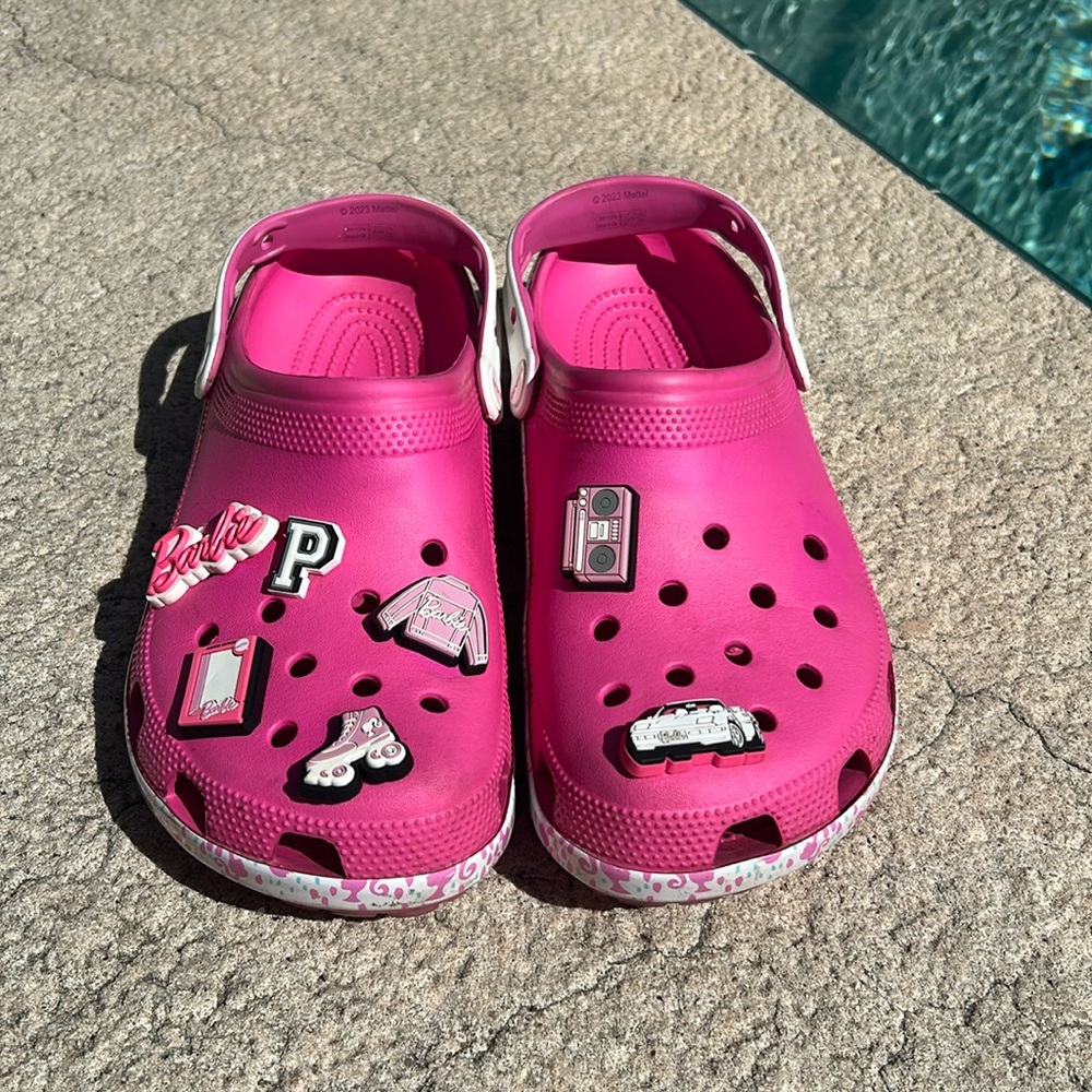 Barbie crocs